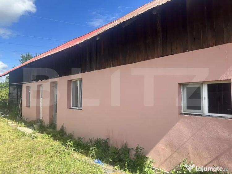 Casă cu 3 camere cu Teren 2845 Mp în Central