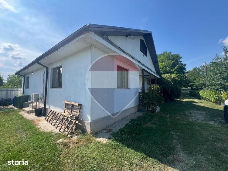 Casă cu 3 camere în Mândrești-Moldova