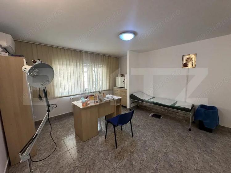 Apartament cu 3 camere decomandat în Micro 17