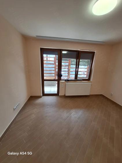 Apartament cu 2 camere decomandat în Valea Alba