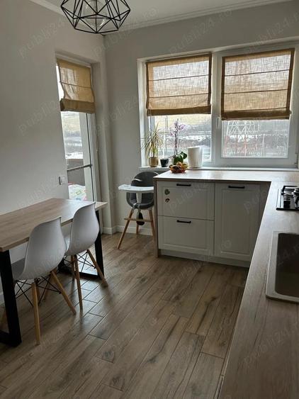 Apartament cu 3 camere decomandat în Apahida