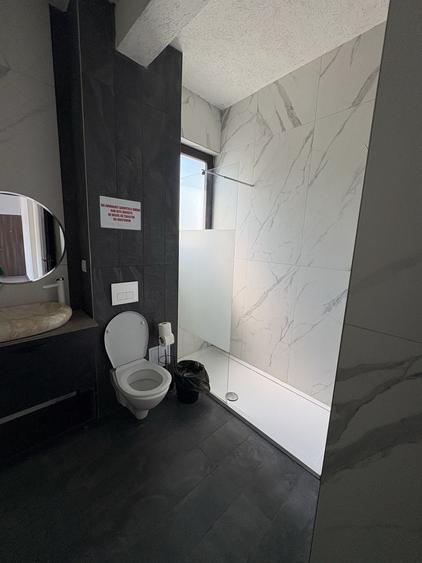 Casă cu 4 camere cu Teren 350 Mp în Schitu