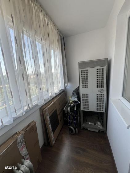 Apartament cu 3 camere semidecomandat în Gării