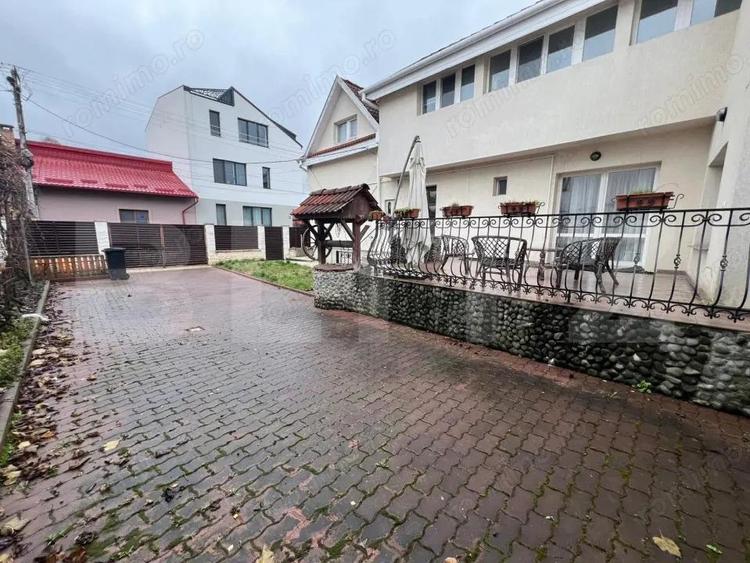 Casă cu Teren 325 Mp în 7 Noiembrie