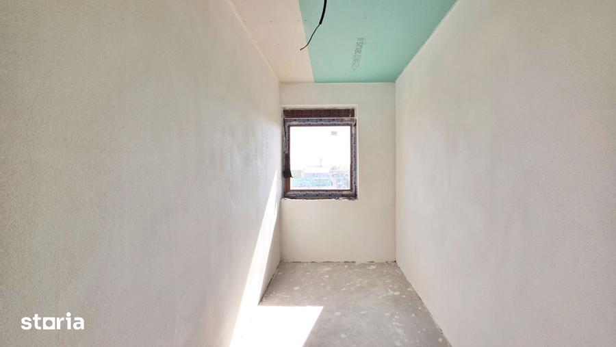Casă cu 5 camere decomandat cu Teren 589 Mp în Zimandu Nou