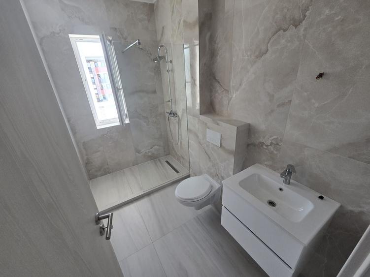 Apartament cu 2 camere decomandat în Giroc