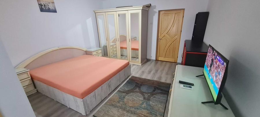 Garsonieră decomandată în Apărătorii Patriei