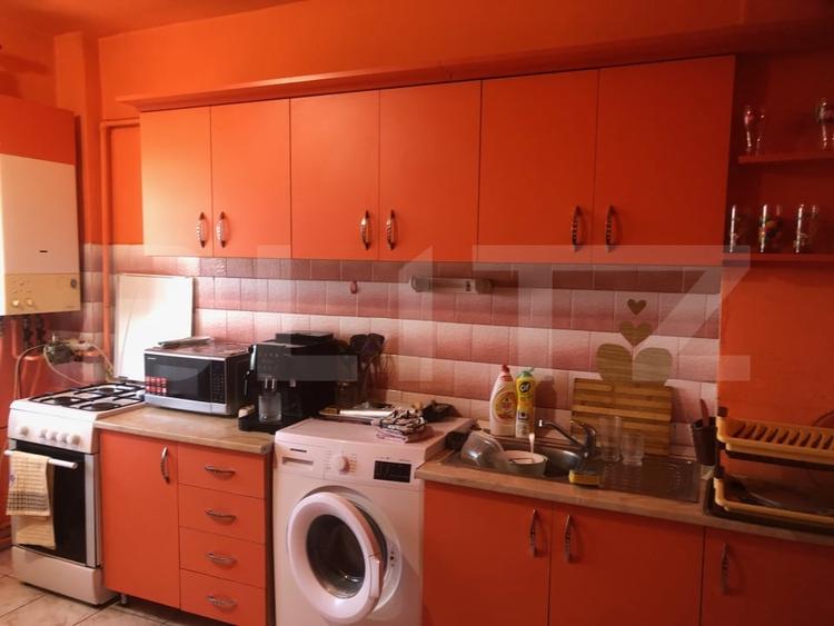 Apartament cu 2 camere semidecomandat, mobilat în Carpați 2