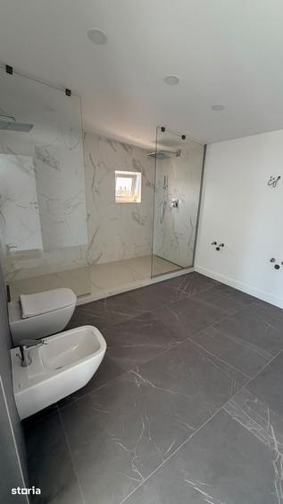 Apartament cu 5 camere în Colentina