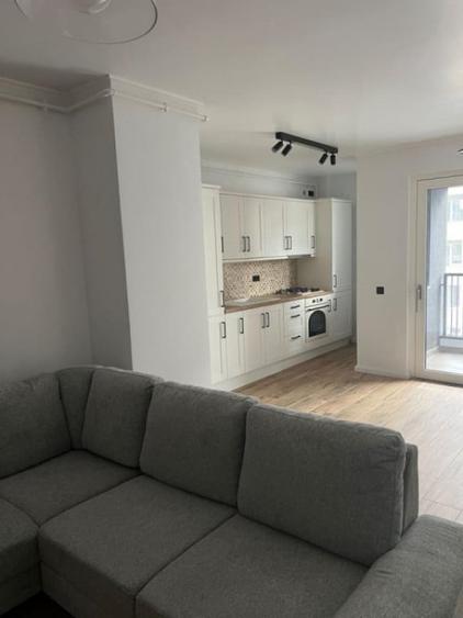 Apartament cu 2 camere semidecomandat în Florești — fotografia 3