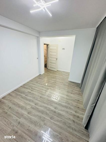 Casă cu 4 camere cu Teren 200 Mp în Central