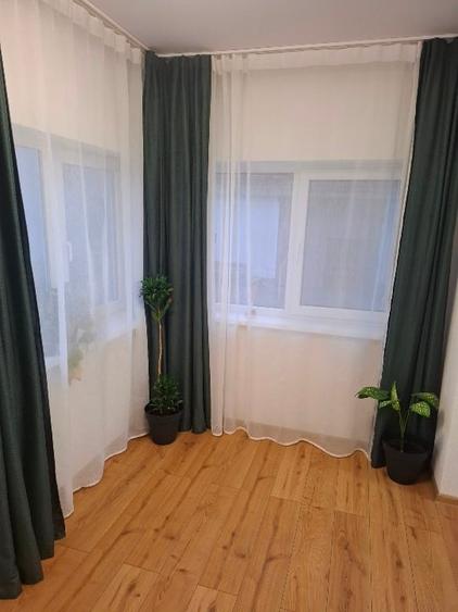 Casă individuală cu 3 camere cu Canalizare în Sâncrai