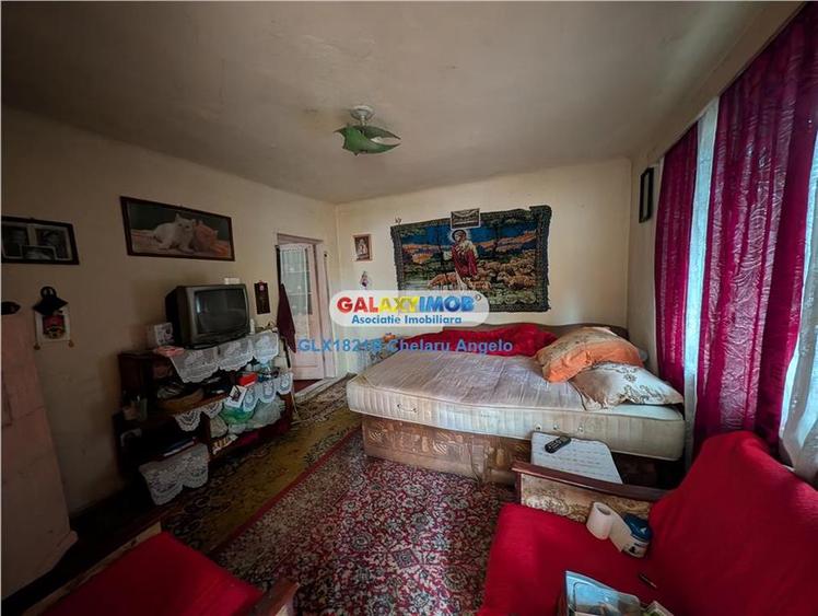 Casă cu 3 camere cu Teren 1400 Mp în Frumușani