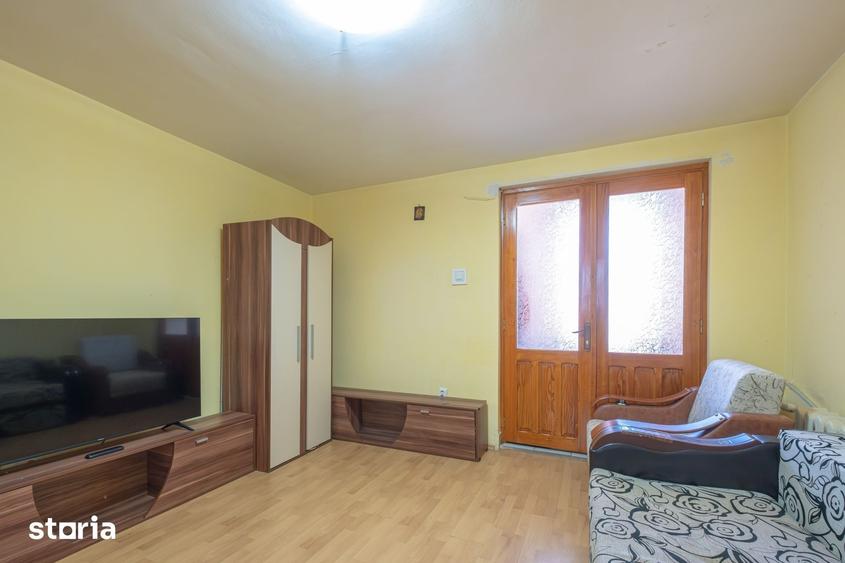 Garsonieră în Far