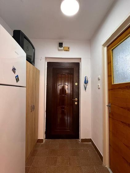 Garsoniera de inchiriat, zona 1 Decembrie, Faur - 5