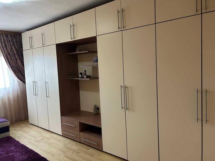Apartament cu 2 camere decomandat în Ultracentral