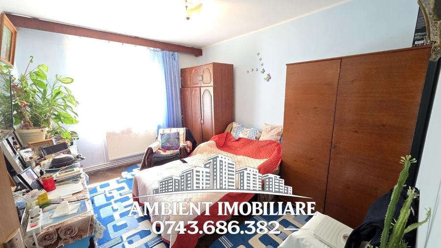 Apartament cu 2 camere semidecomandat, mobilat în Central