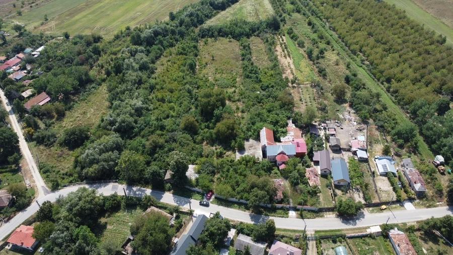 Teren Construcții intravilan de 7808 mp, în Bolovani