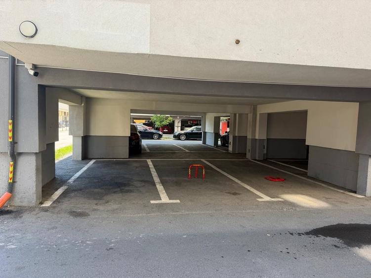 3 camere decomandat 61 mp mobilat utilat  loc parcare  2023 - 6