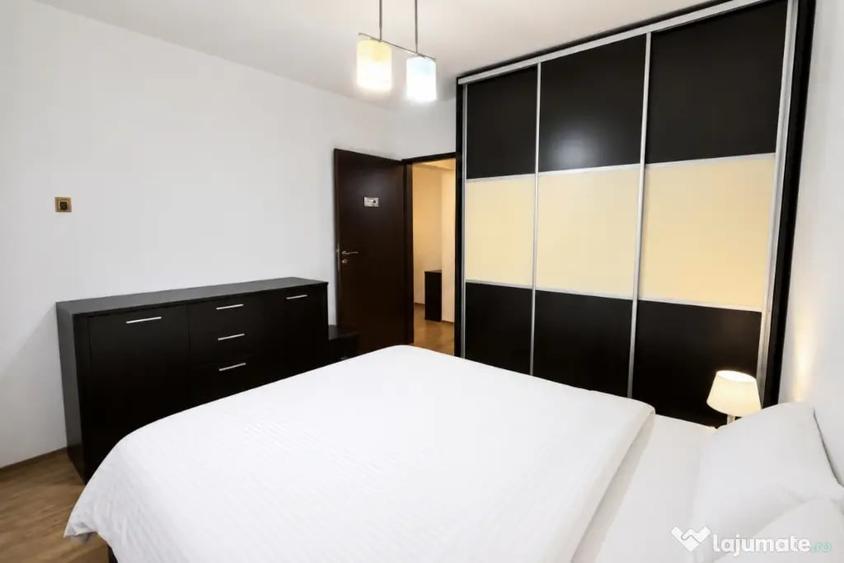 Apartament cu 2 camere semidecomandat în Victoriei