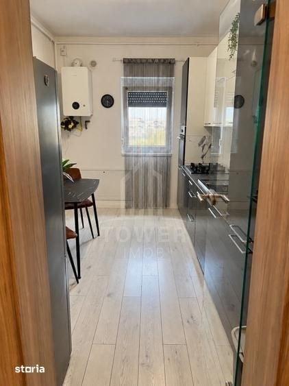 Apartament cu 3 camere decomandat în Central