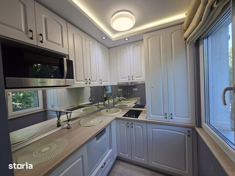 Apartament cu 3 camere în Tomis Nord