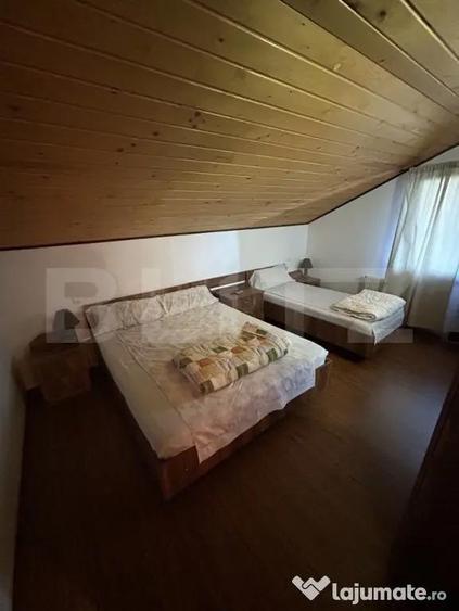 Casă cu 3 camere cu Teren 200 Mp în Central