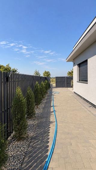 Duplex cu 3 camere cu Canalizare în Moșnița Nouă