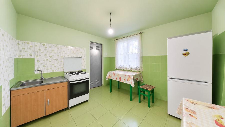 Casă individuală cu 3 camere cu Teren 1530 Mp în Șiria