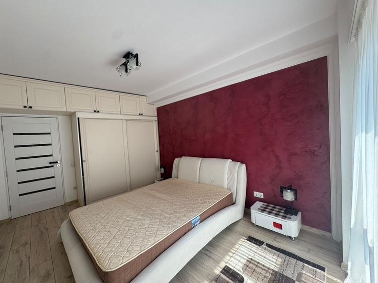 Apartament cu 2 camere semidecomandat, mobilat în Semicentral