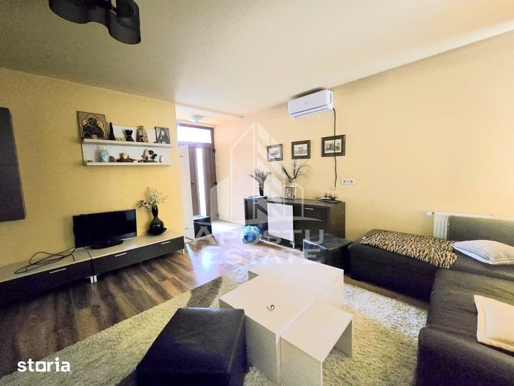 Casă cu 8 camere cu Teren 629 Mp în Mehala