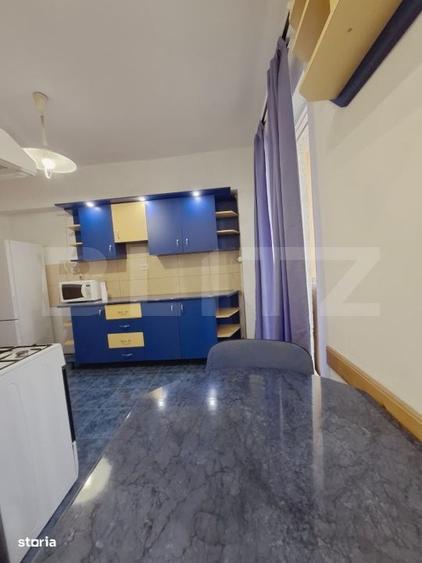 Apartament cu 3 camere decomandat în Calea București