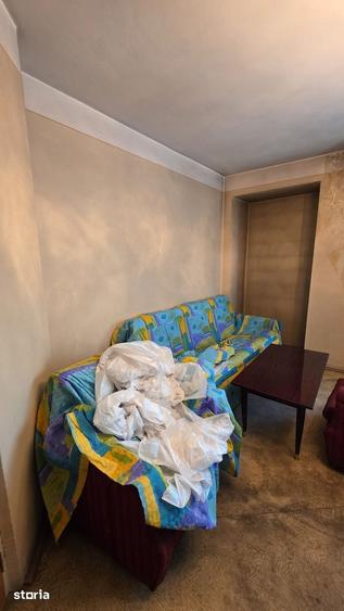 Apartament cu 2 camere decomandat în Gara de Nord