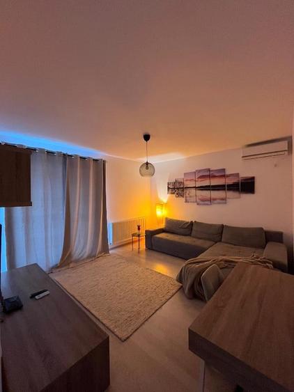 Apartament cu 2 camere decomandat în 16 Februarie