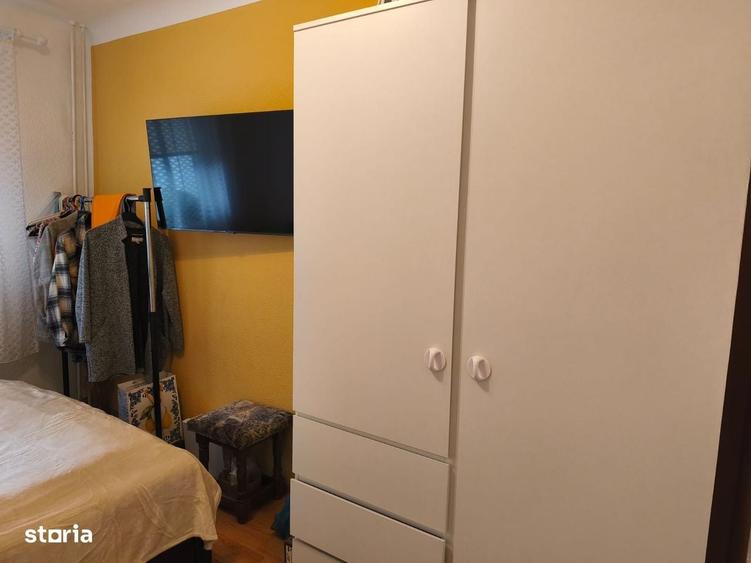 Apartament cu 3 camere decomandat în Cornitoiu