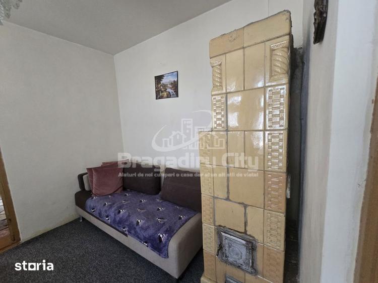 Casă cu 4 camere cu Teren 2553 Mp în Cornetu