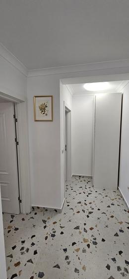 Garsonieră decomandată în Ipotești