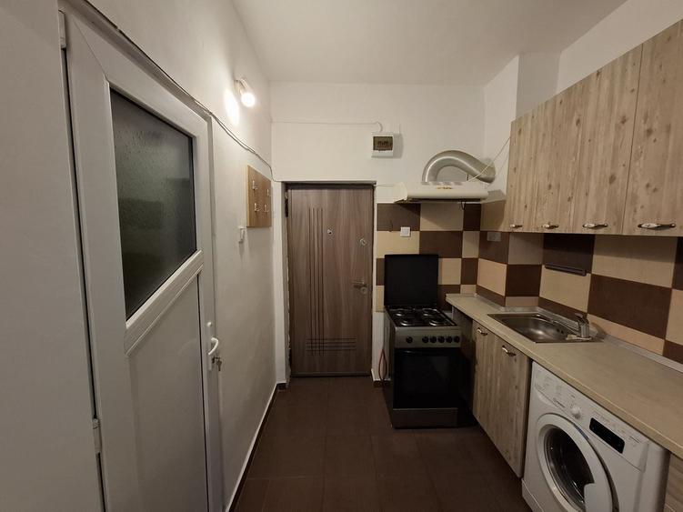 Garsonieră zona CET - 5