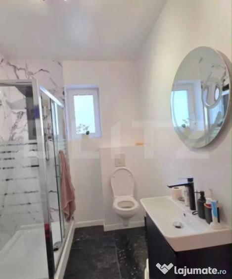 Apartament cu 3 camere semidecomandat în Nord