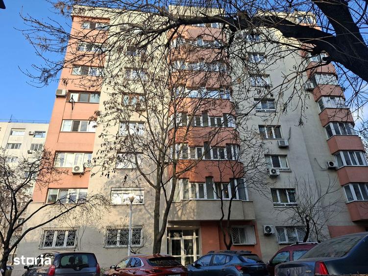 Apartament cu 2 camere, mobilat în Muncii