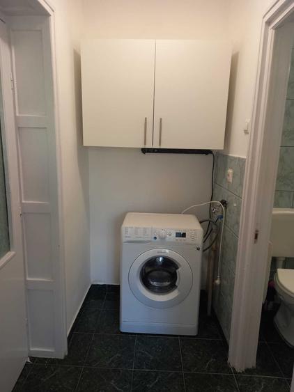Apartament cu 3 camere semidecomandat, mobilat în Tipografilor