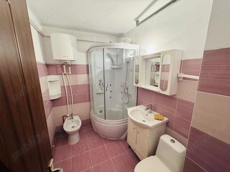 Apartament cu 3 camere decomandat în Kiseleff