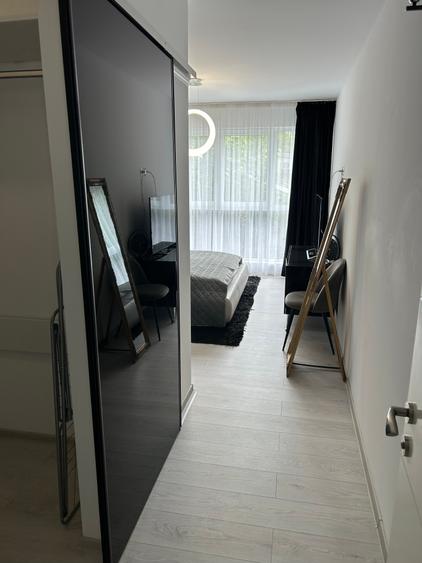 Apartament cu 2 camere decomandat în Lacul Tei