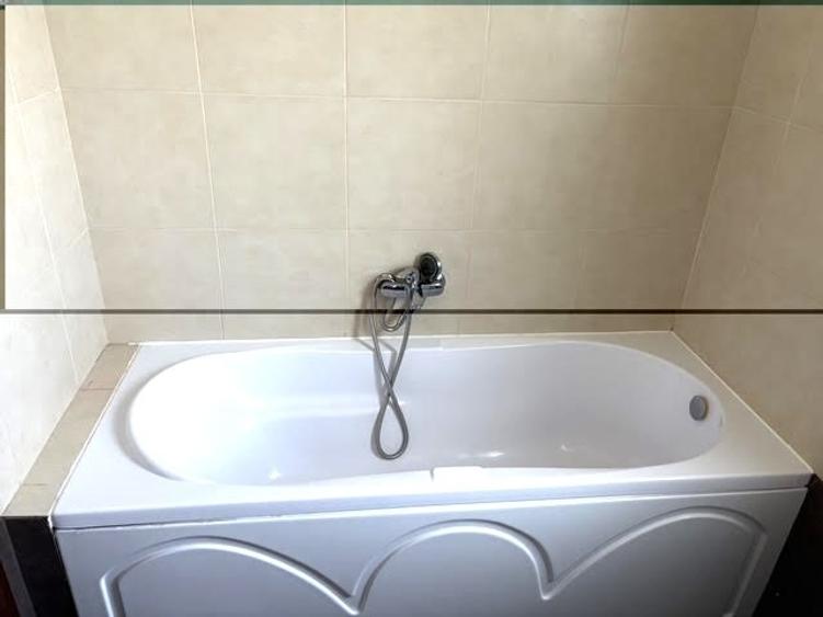 Apartament cu 2 camere decomandat, mobilat în Băneasa