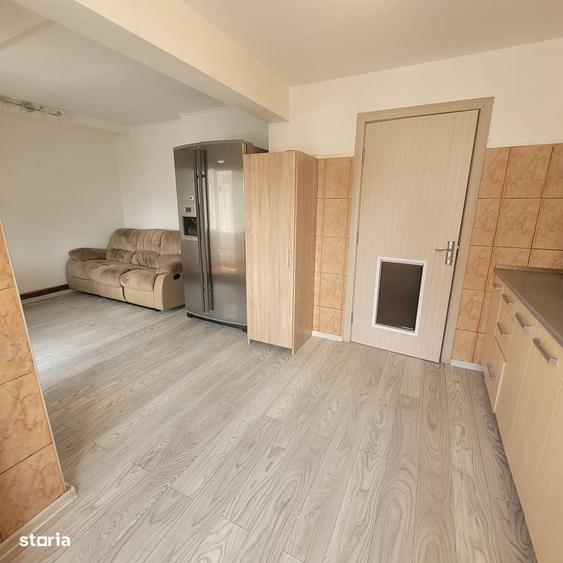 Apartament cu 3 camere decomandat în Centrul Civic