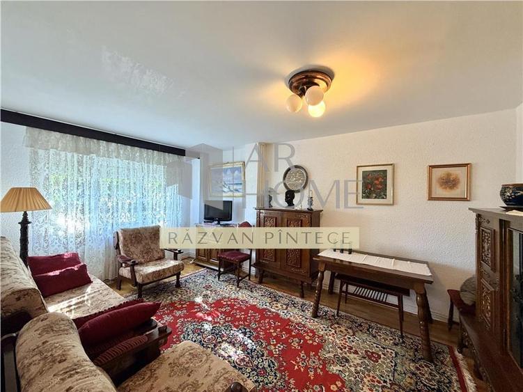 Apartament cu 3 camere decomandat, mobilat în Ultracentral