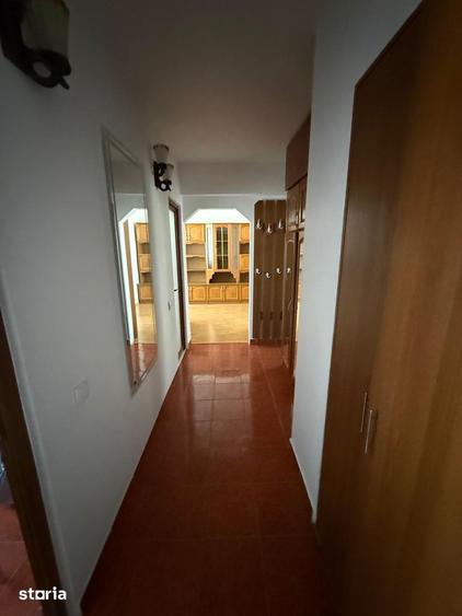 Apartament cu 2 camere semidecomandat în Central