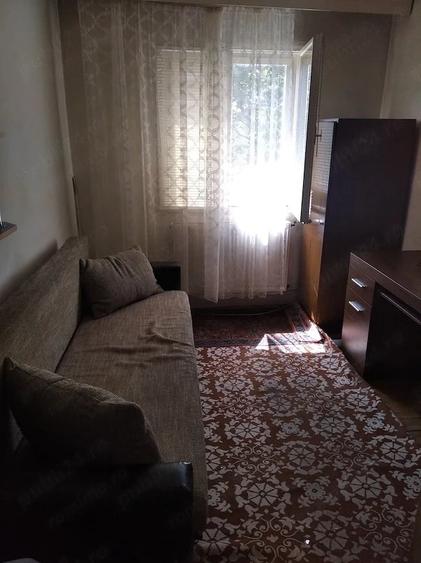 Garsonieră decomandată în Complex Studențesc