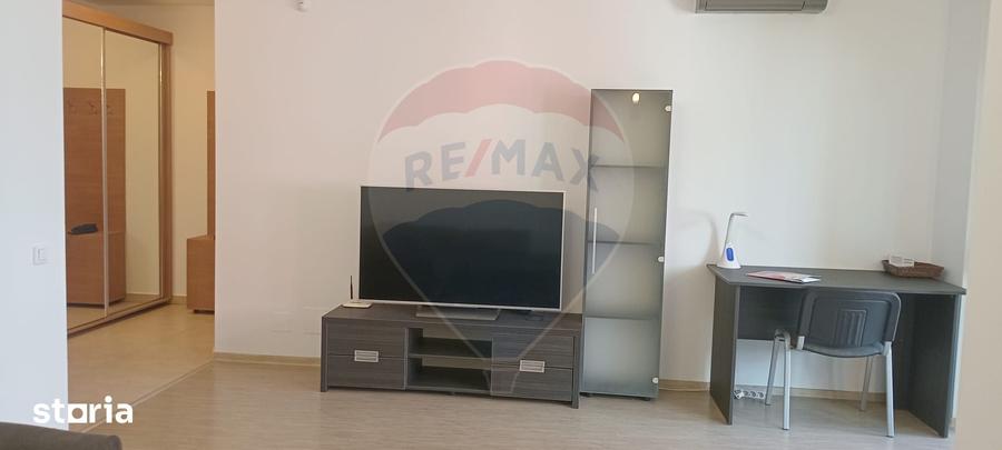 Apartament cu 2 camere decomandat în Funcționarilor