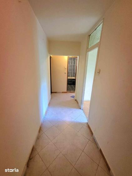 Apartament cu 2 camere decomandat în Plopilor
